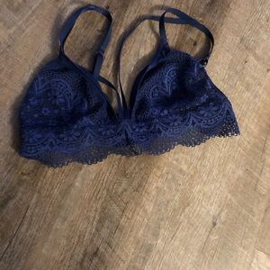 Victoria’s Secret bralette size L